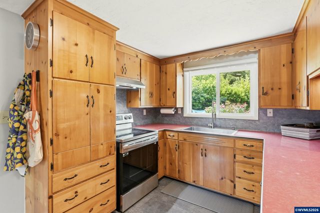 2530 Sharon Wy, Eugene, OR 97401