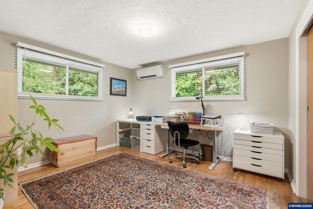 2530 Sharon Wy, Eugene, OR 97401