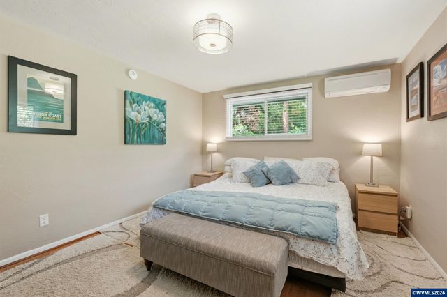 2530 Sharon Wy, Eugene, OR 97401