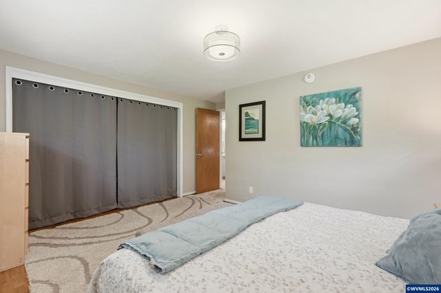 2530 Sharon Wy, Eugene, OR 97401