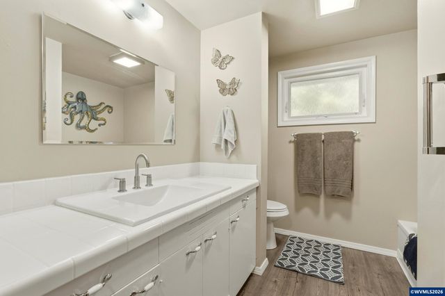 2530 Sharon Wy, Eugene, OR 97401