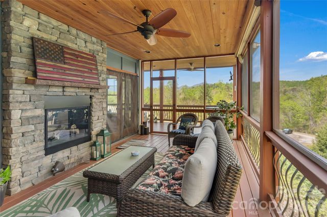 334 Willow Top Lane, Lake Lure, NC 28746