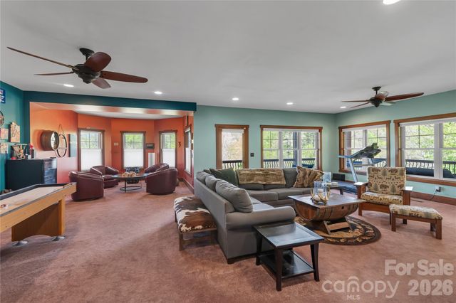 334 Willow Top Lane, Lake Lure, NC 28746