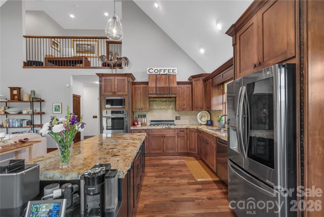 334 Willow Top Lane, Lake Lure, NC 28746