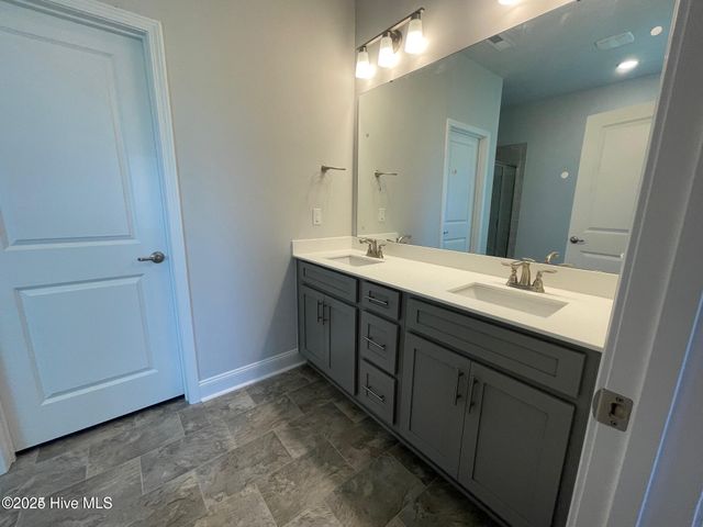 114 Seashore Street, Grimesland, NC 27837