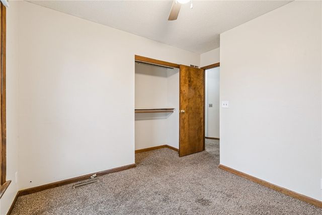 1626 Homewood Lane NE, Cedar Rapids, IA 52402