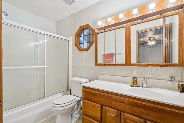 1626 Homewood Lane NE, Cedar Rapids, IA 52402