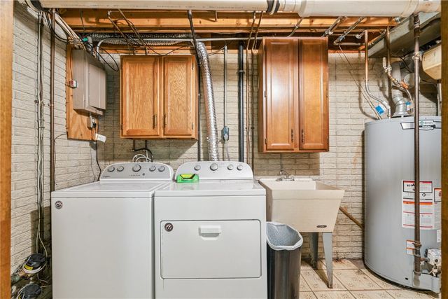 1626 Homewood Lane NE, Cedar Rapids, IA 52402