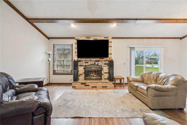 1626 Homewood Lane NE, Cedar Rapids, IA 52402