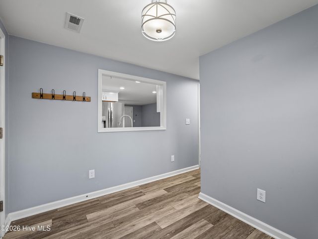 204 Fifth Avenue, Jacksonville, NC 28546