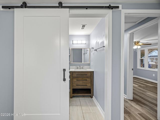 204 Fifth Avenue, Jacksonville, NC 28546