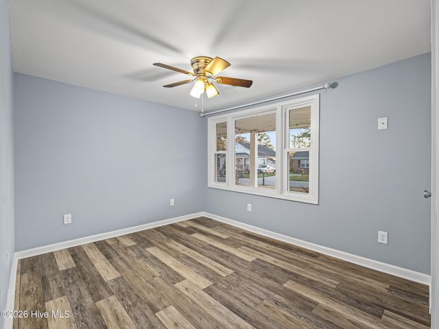 204 Fifth Avenue, Jacksonville, NC 28546