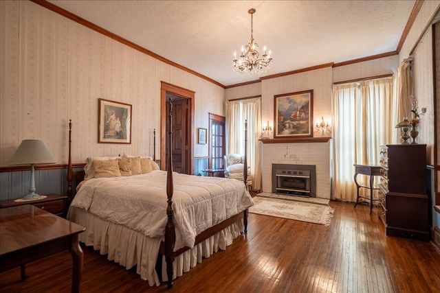 235 Pulaski St, Lawrenceburg, TN 38464