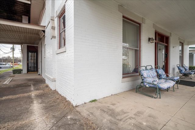 235 Pulaski St, Lawrenceburg, TN 38464
