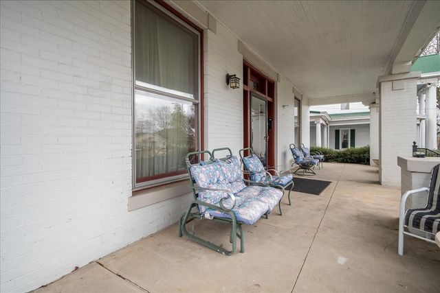 235 Pulaski St, Lawrenceburg, TN 38464