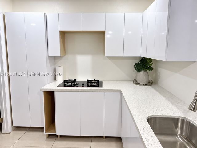 1510 N 73rd Way 1, Hollywood, FL 33024