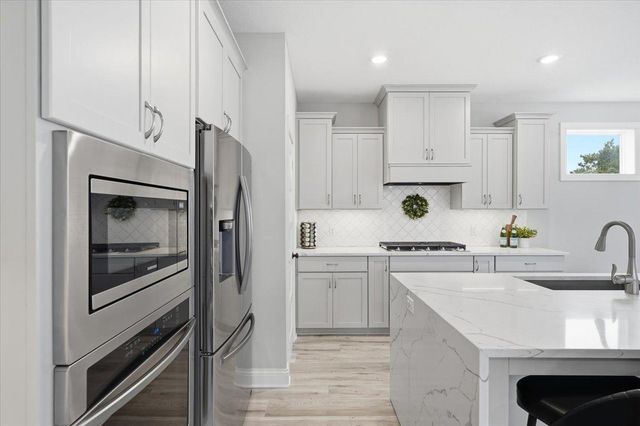 1198 Gretz Way, New Richmond, WI 54017