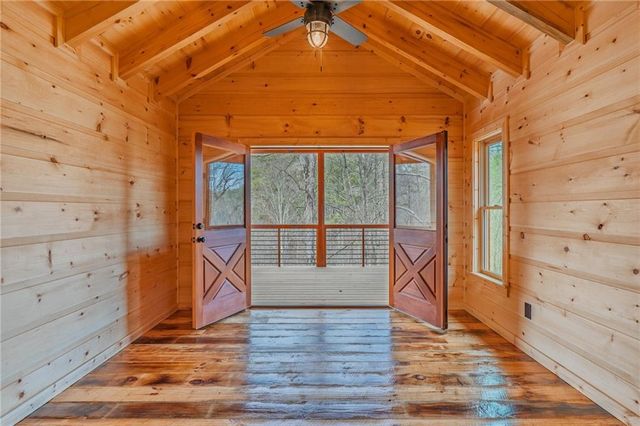 138 Rhondas Way, Ellijay, GA 30540