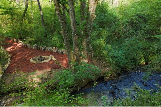 138 Rhondas Way, Ellijay, GA 30540
