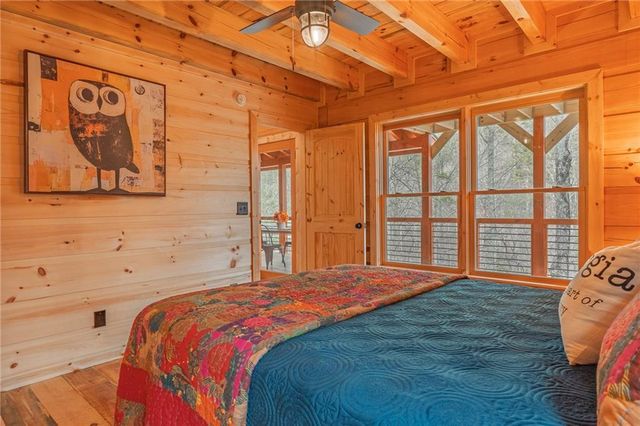 138 Rhondas Way, Ellijay, GA 30540