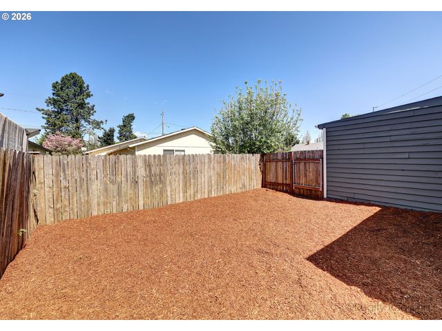 6517 Se 99TH Ave, Portland, OR 97266