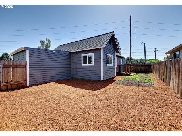 6517 Se 99TH Ave, Portland, OR 97266