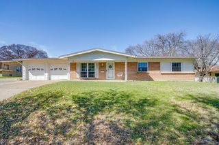 8304 Doreen Avenue, Fort Worth, TX 76116