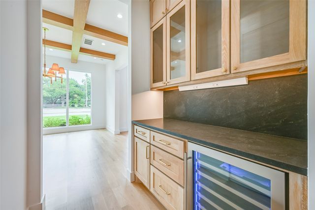3304 Royal Lane, Dallas, TX 75229