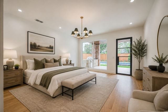 3304 Royal Lane, Dallas, TX 75229