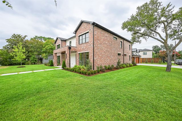 3304 Royal Lane, Dallas, TX 75229