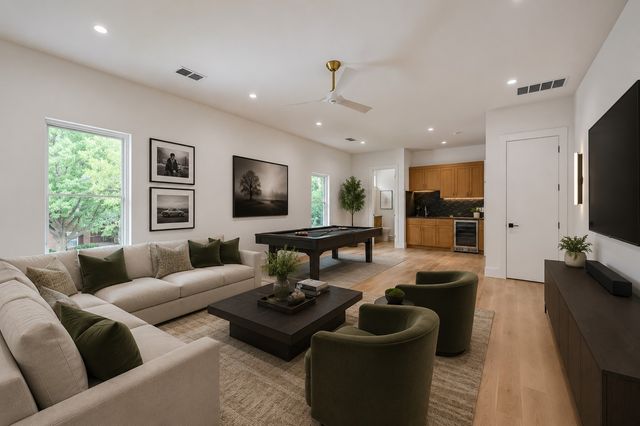 3304 Royal Lane, Dallas, TX 75229