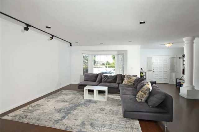 1412 N Louise Street, Glendale, CA 91207