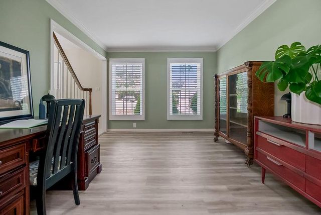 2404 SW Clear Creek Court, Blue Springs, MO 64015