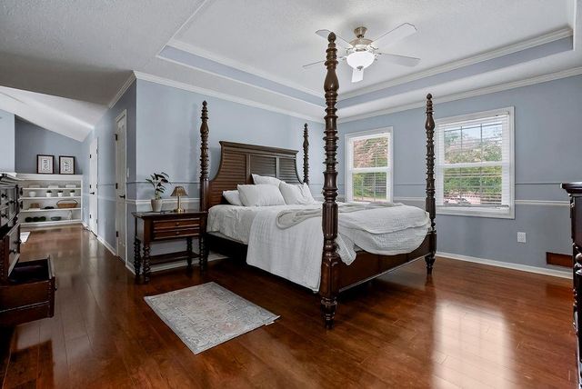 2404 SW Clear Creek Court, Blue Springs, MO 64015
