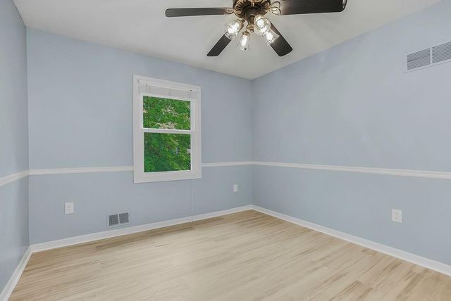 2404 SW Clear Creek Court, Blue Springs, MO 64015