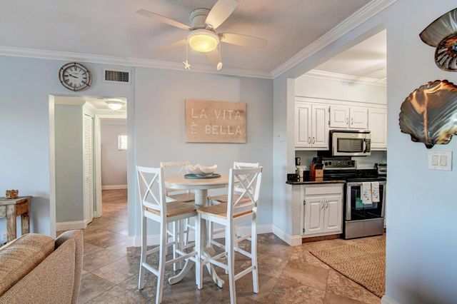 6520 N Ocean Boulevard 24, Ocean Ridge, FL 33435