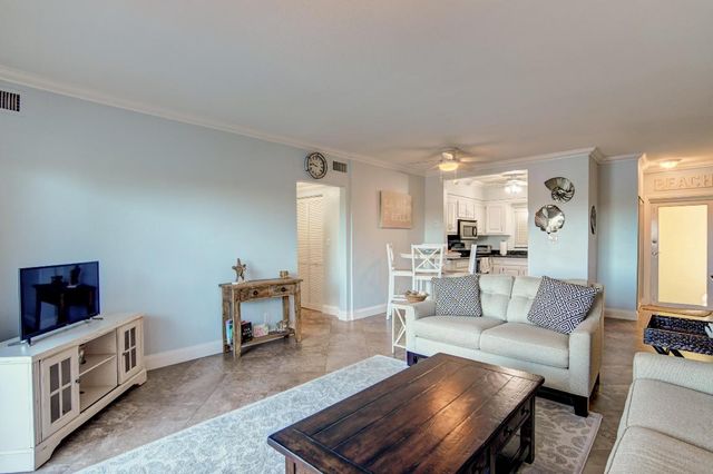 6520 N Ocean Boulevard 24, Ocean Ridge, FL 33435