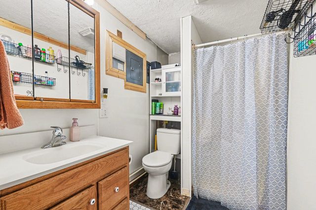 13351 Clausen Road, Trufant, MI 49347