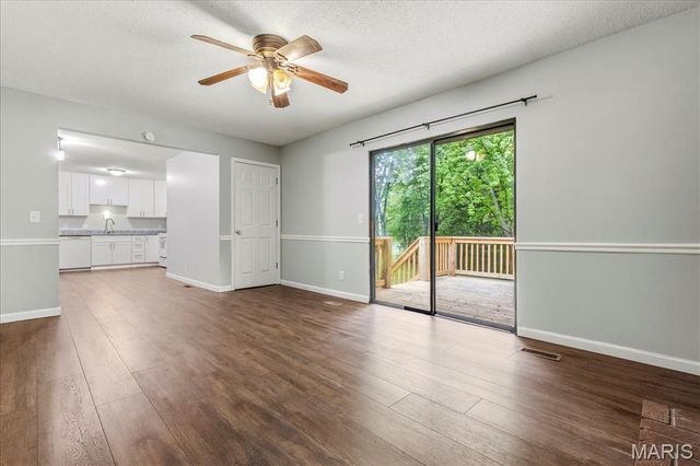 29 Weatherby Drive, St Peters, MO 63376