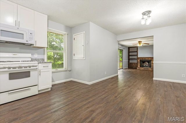 29 Weatherby Drive, St Peters, MO 63376