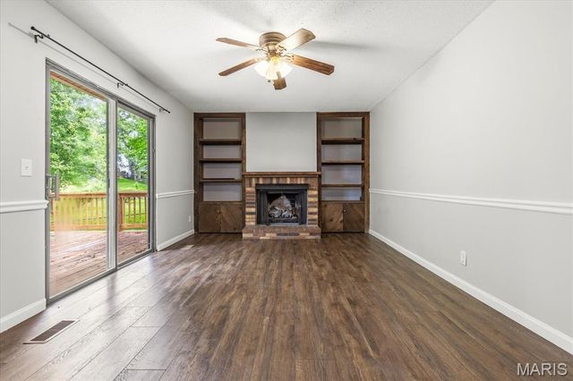 29 Weatherby Drive, St Peters, MO 63376