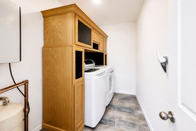 10351 Privet Drive, Crown Point, IN 46307