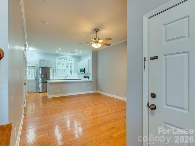1571 Pecan Avenue, Charlotte, NC 28205