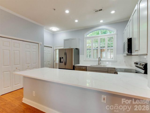 1571 Pecan Avenue, Charlotte, NC 28205