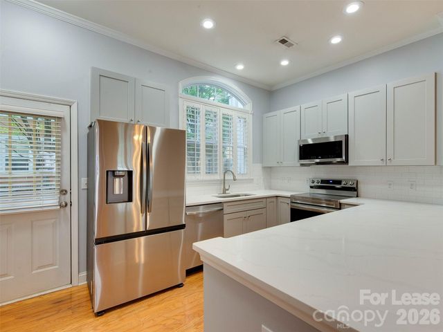 1571 Pecan Avenue, Charlotte, NC 28205