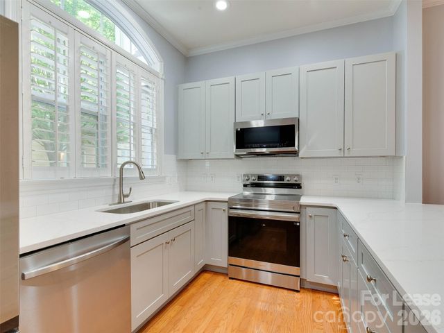1571 Pecan Avenue, Charlotte, NC 28205
