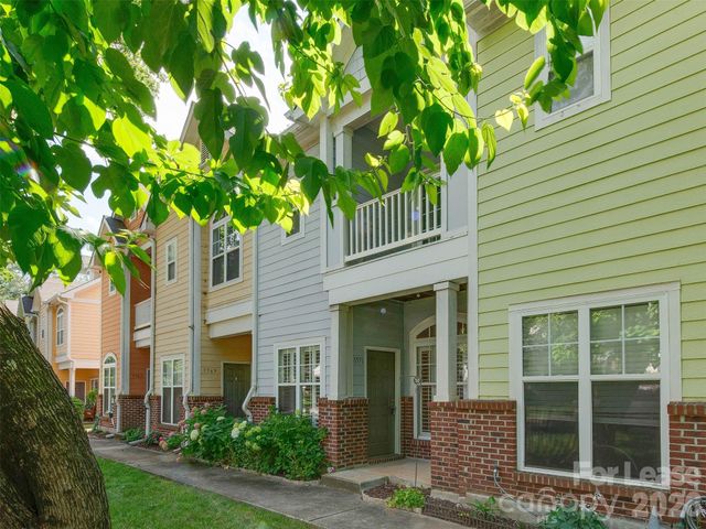 1571 Pecan Avenue, Charlotte, NC 28205