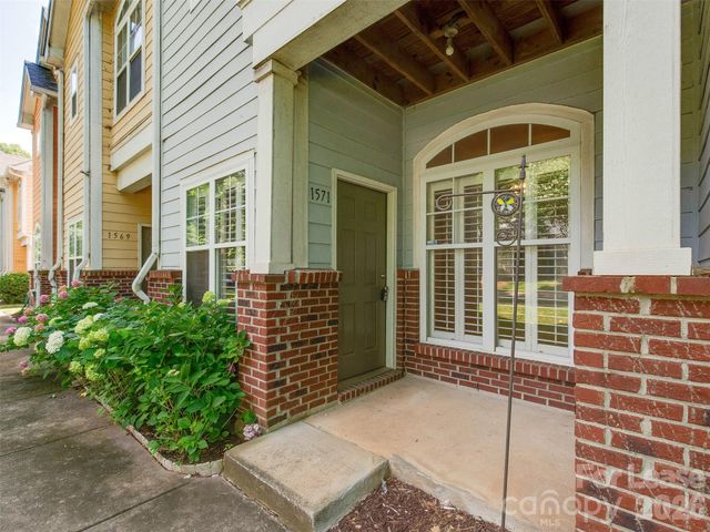 1571 Pecan Avenue, Charlotte, NC 28205
