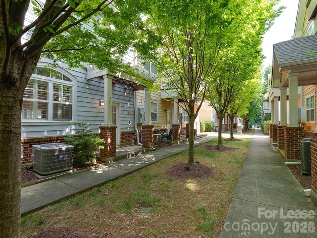 1571 Pecan Avenue, Charlotte, NC 28205