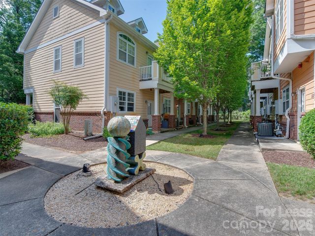 1571 Pecan Avenue, Charlotte, NC 28205